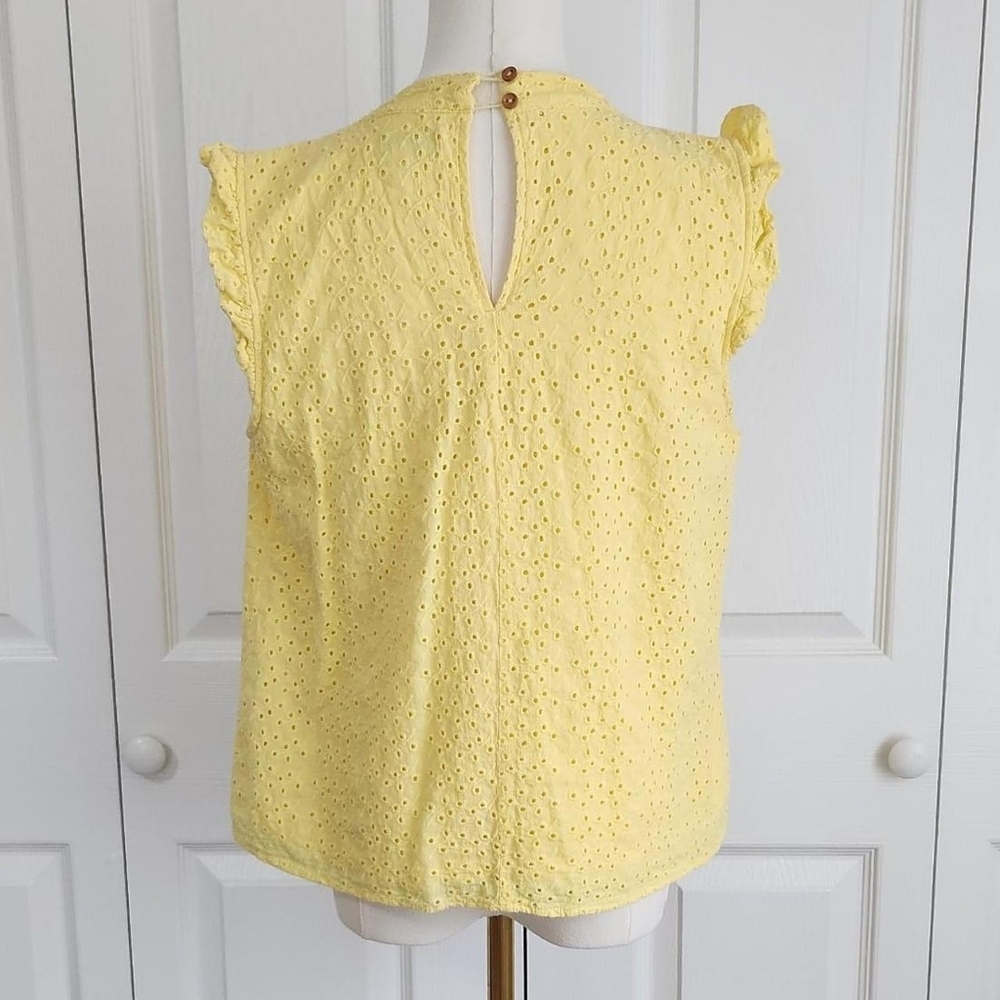 ♡ Yellow Eyelet Ruffle Blouse ♡ - Picture 2 of 3